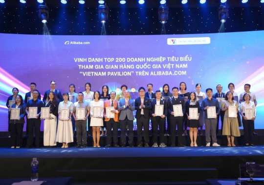 NHỰA TIỀN PHONG ĐẨY MẠNH XUẤT KHẨU TRONG NĂM 2025